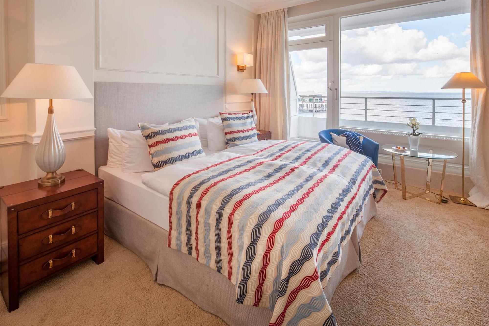 Grand Hotel Seeschloesschen Sea Retreat & Spa Тимендорфер Странд Екстериор снимка