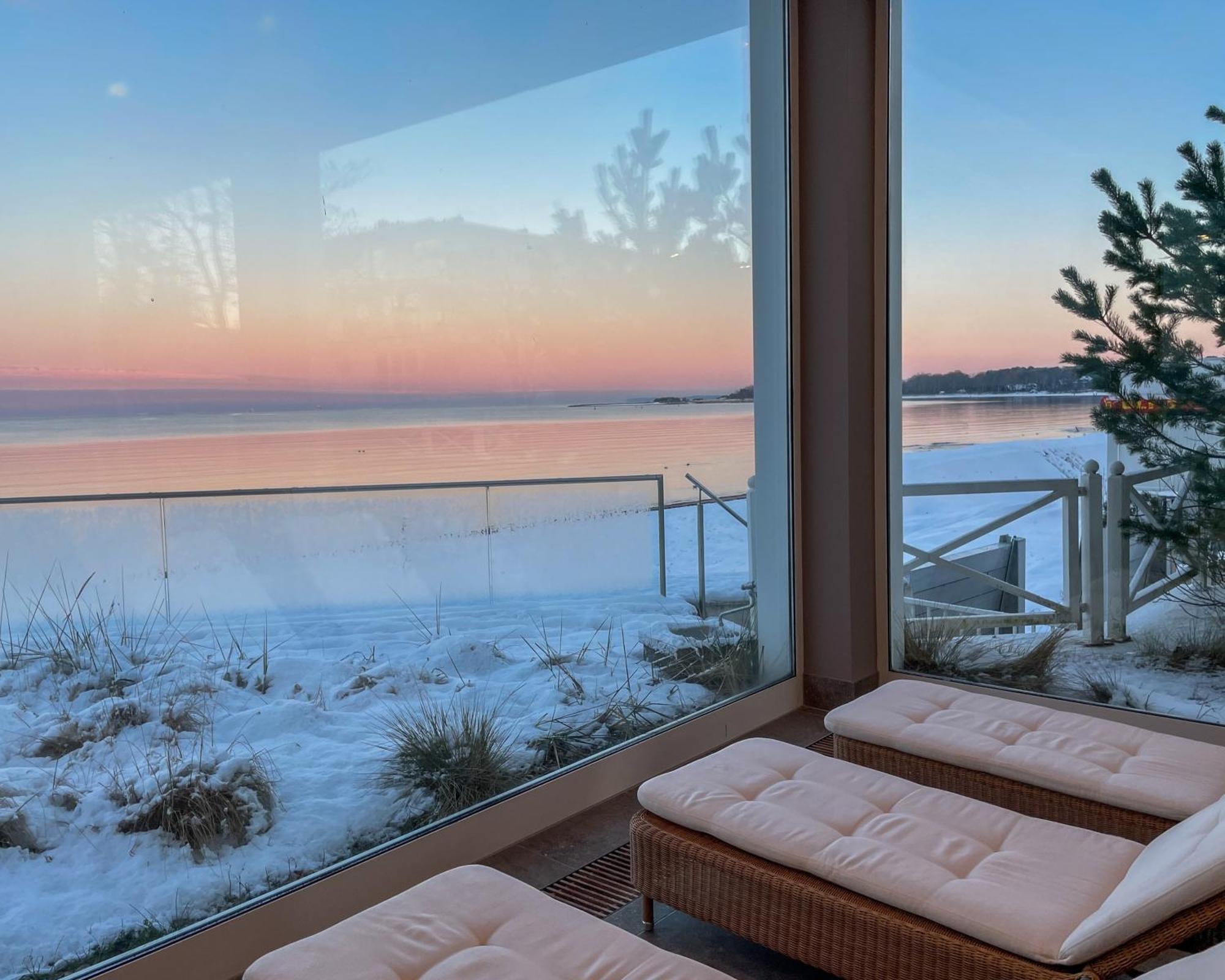 Grand Hotel Seeschloesschen Sea Retreat & Spa Тимендорфер Странд Екстериор снимка